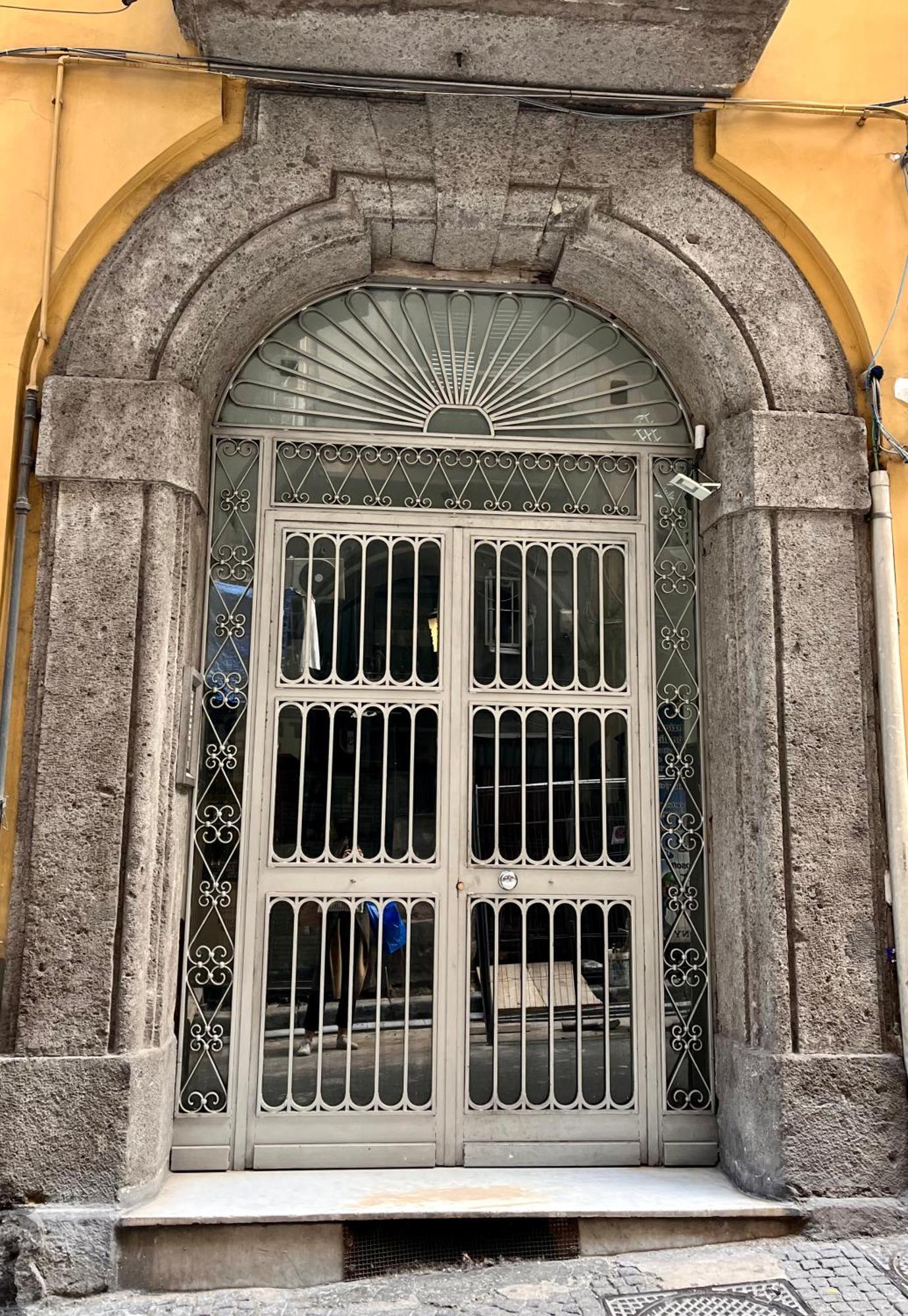 La Casa Di Nelly Boutique Apartment Napoli Luaran gambar