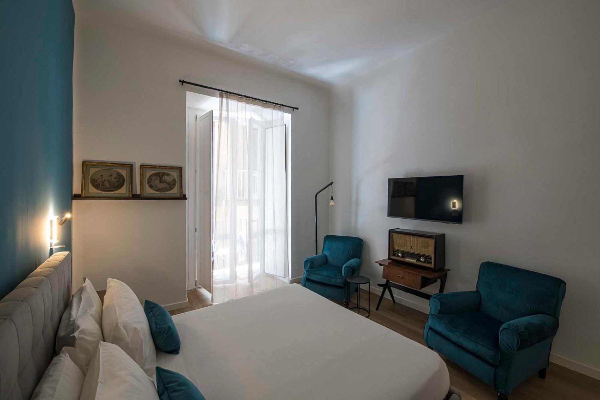 La Casa Di Nelly Boutique Apartment Napoli Luaran gambar